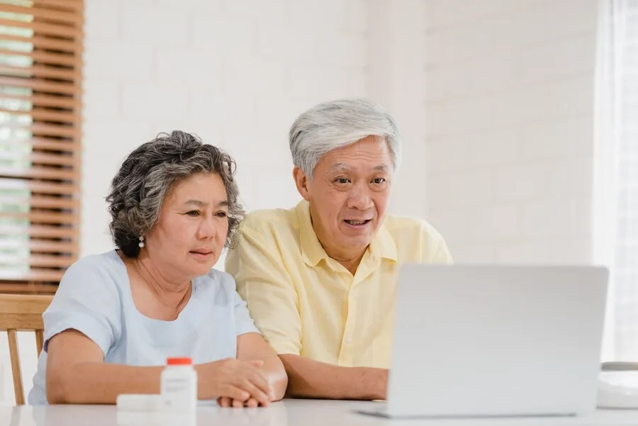 Earning income in Singapore as a Citizen, PR or foreigner